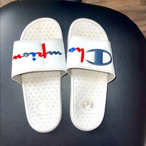 Champion Slides ✨